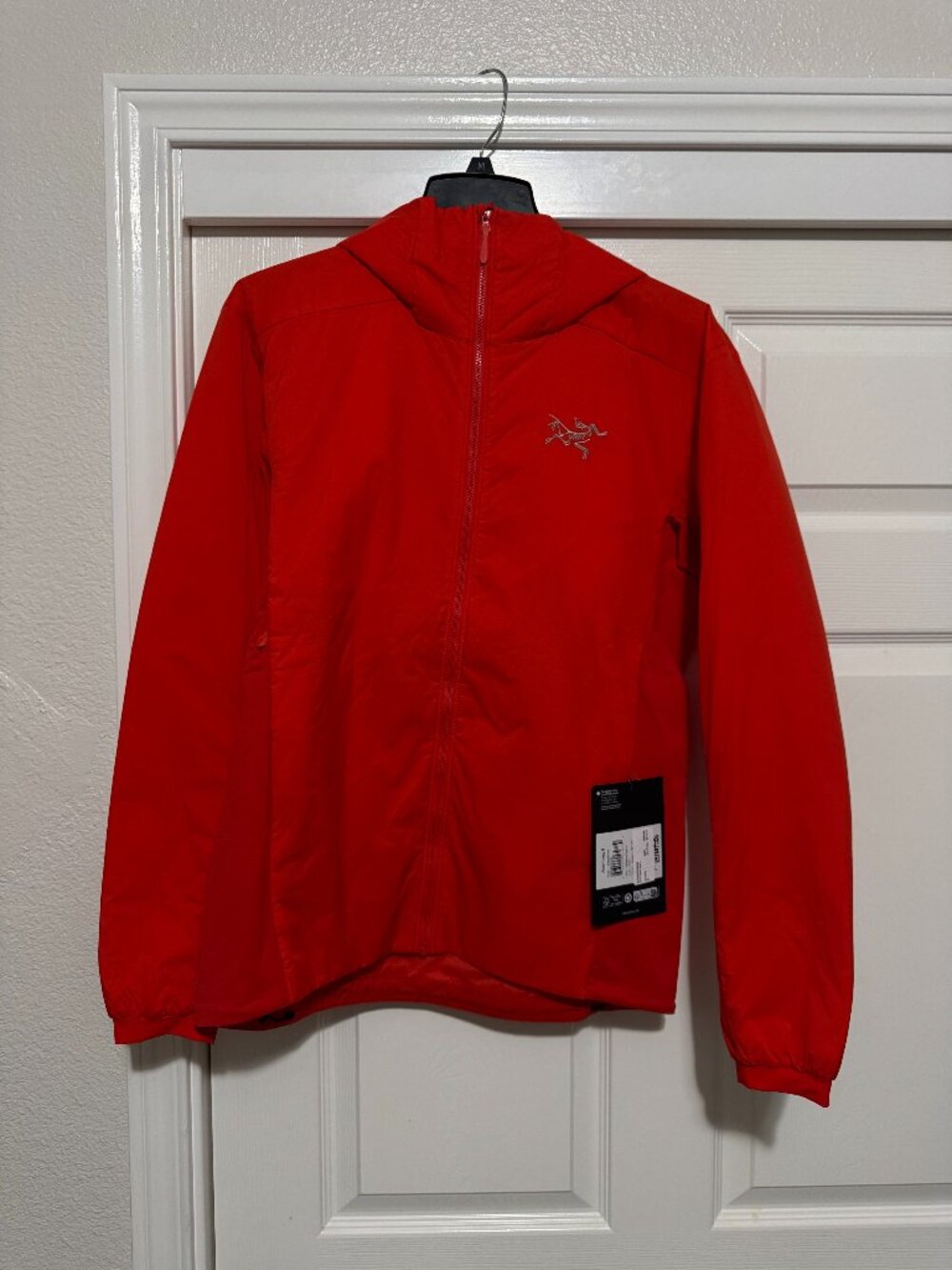 Arcteryx Atom Hooded Jacket Mens size S Dynasty